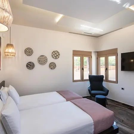 Cozy Rena Luxury Apartment